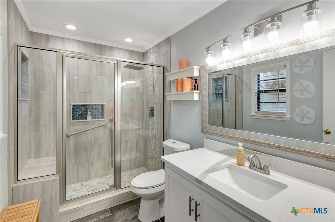 1106 W Jefferson Avenue