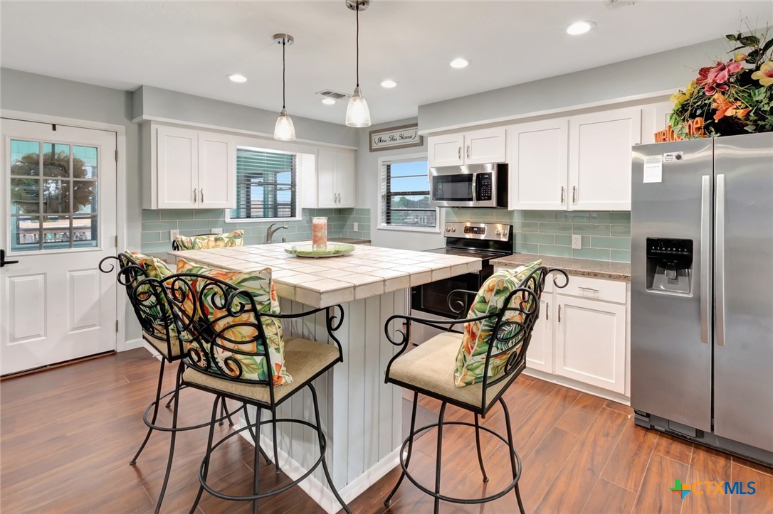 1106 W Jefferson Avenue