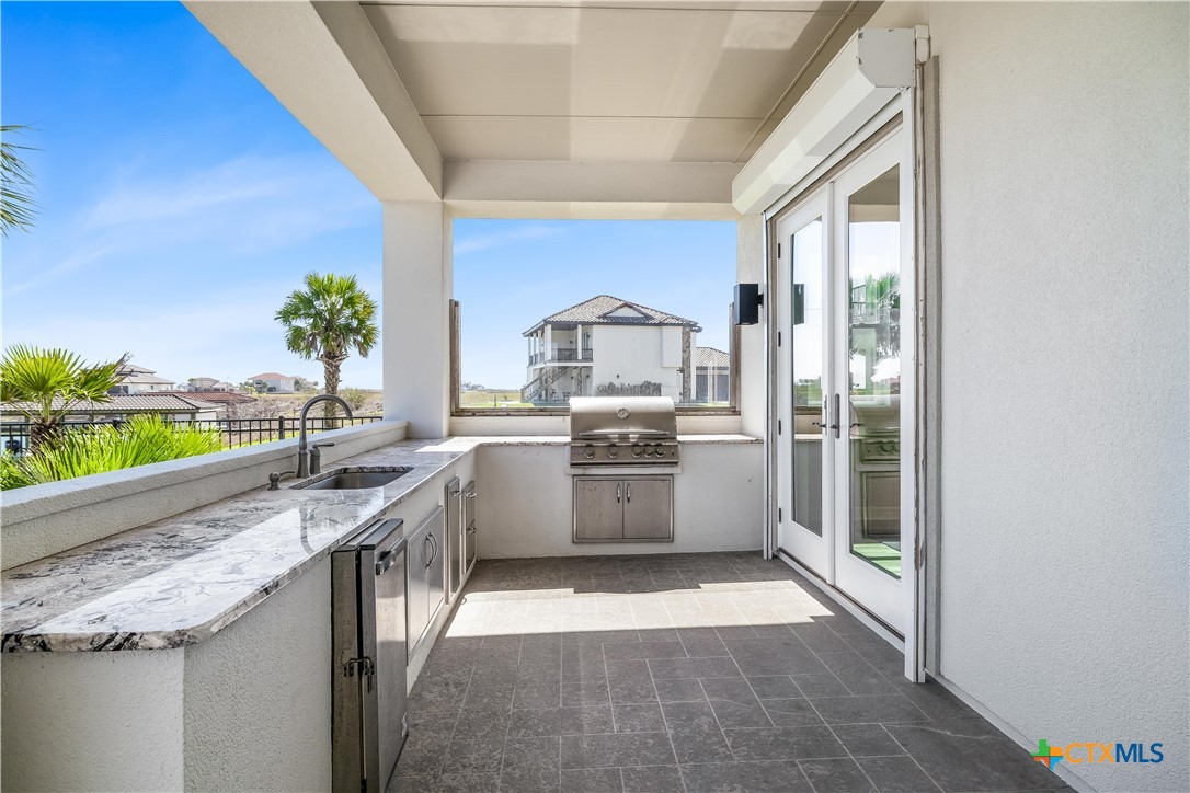 559 W Lago Loop Road