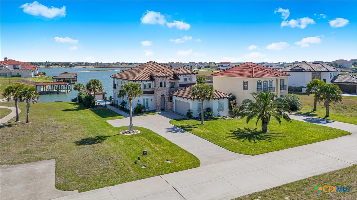 559 W Lago Loop Road