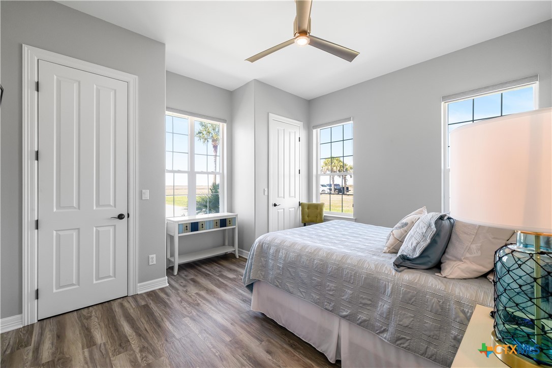 559 W Lago Loop Road