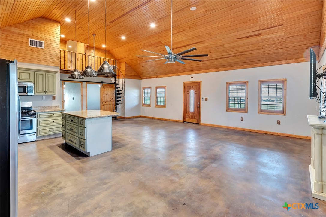 52 N Old Bloomington Road