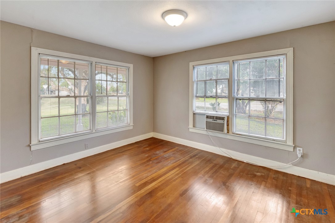 10610 State Highway 185