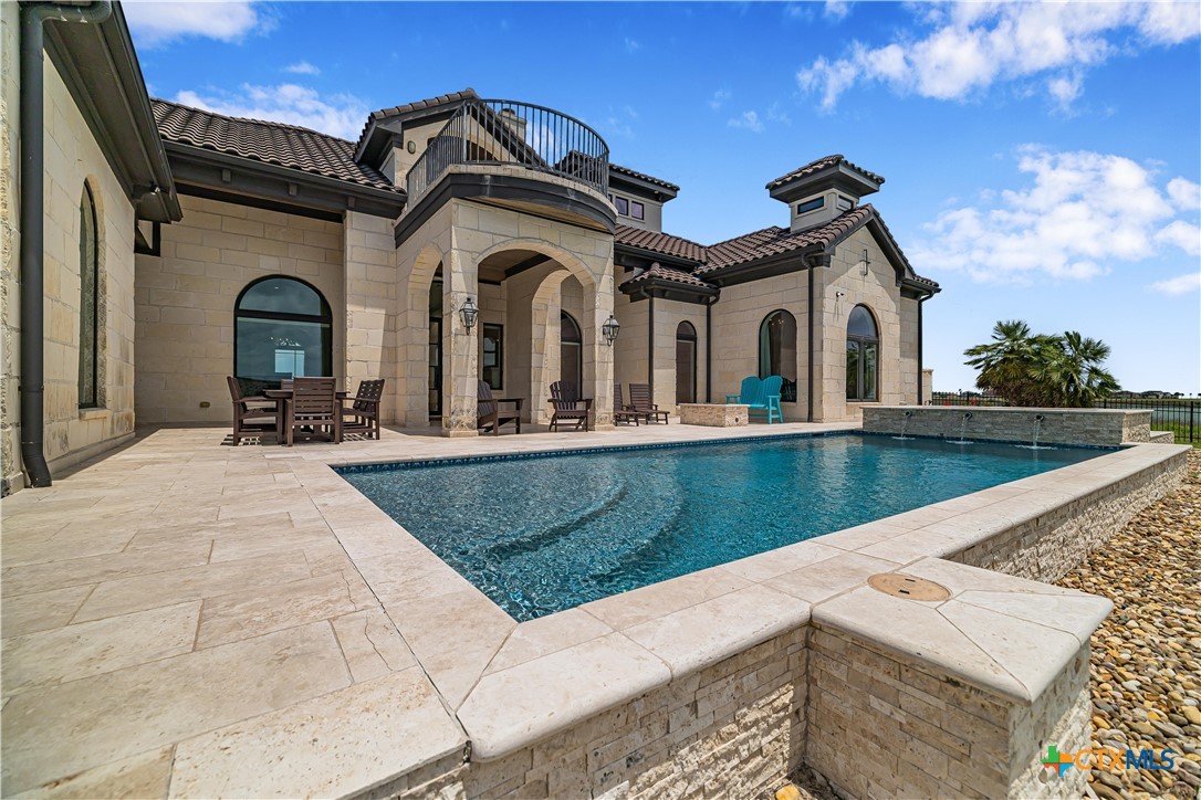 146 Chavez Way