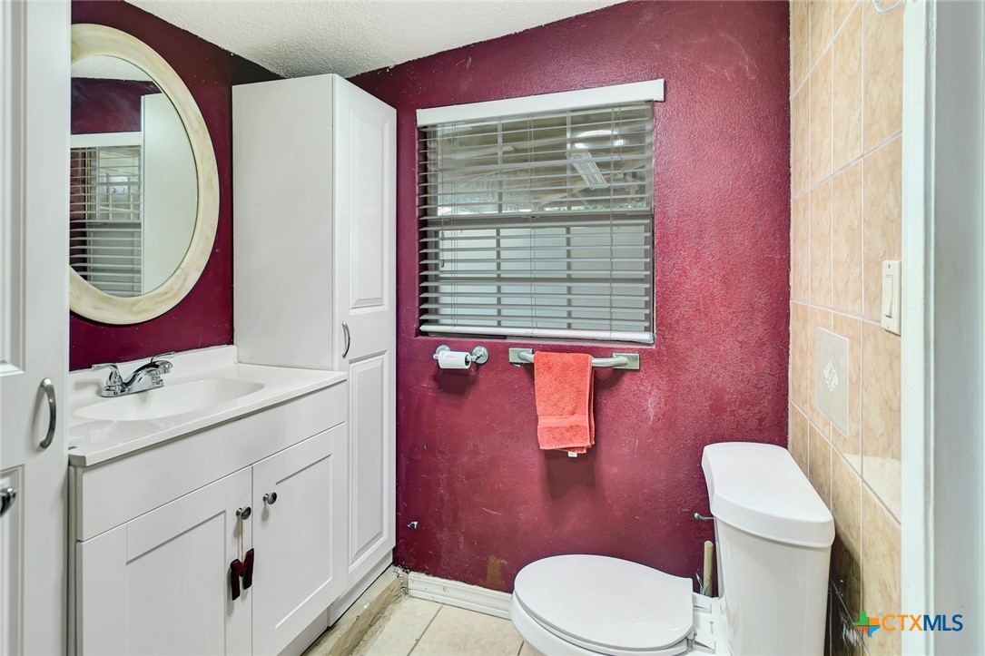 1504 Sam Houston Drive