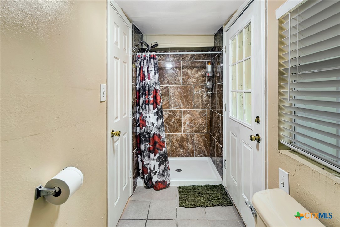 1504 Sam Houston Drive