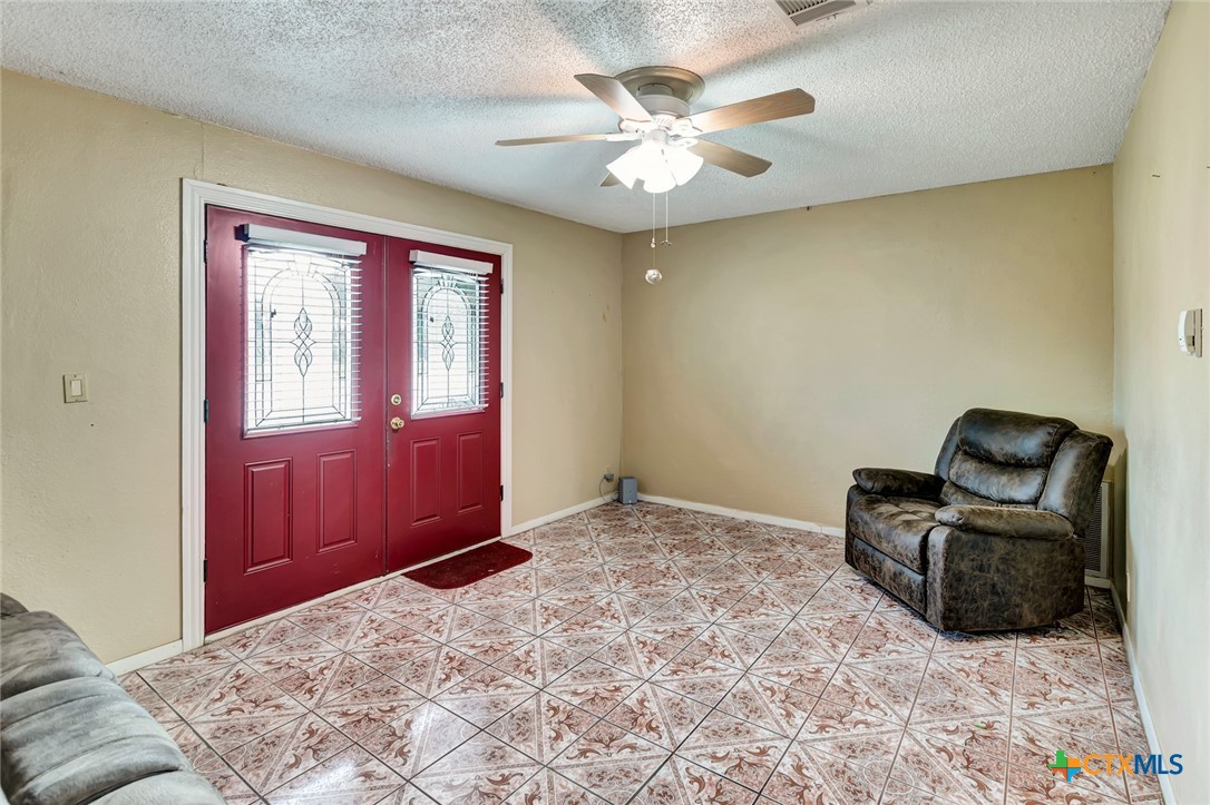 1504 Sam Houston Drive