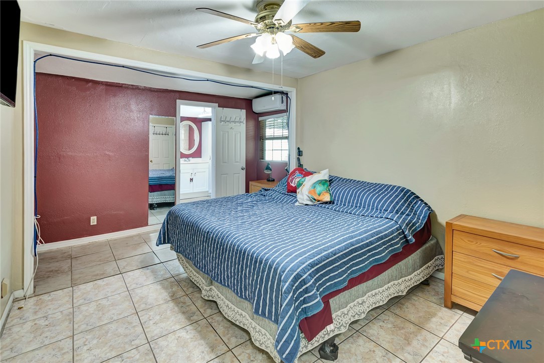 1504 Sam Houston Drive