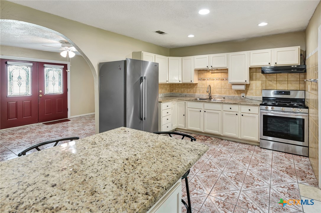 1504 Sam Houston Drive