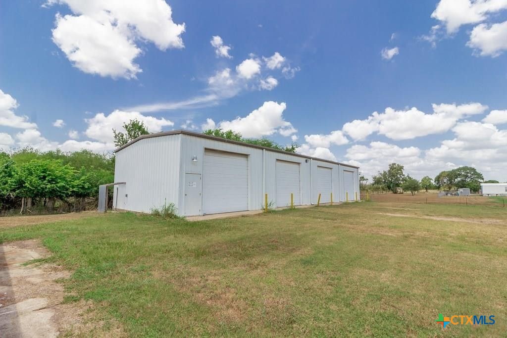1085 Northside Road