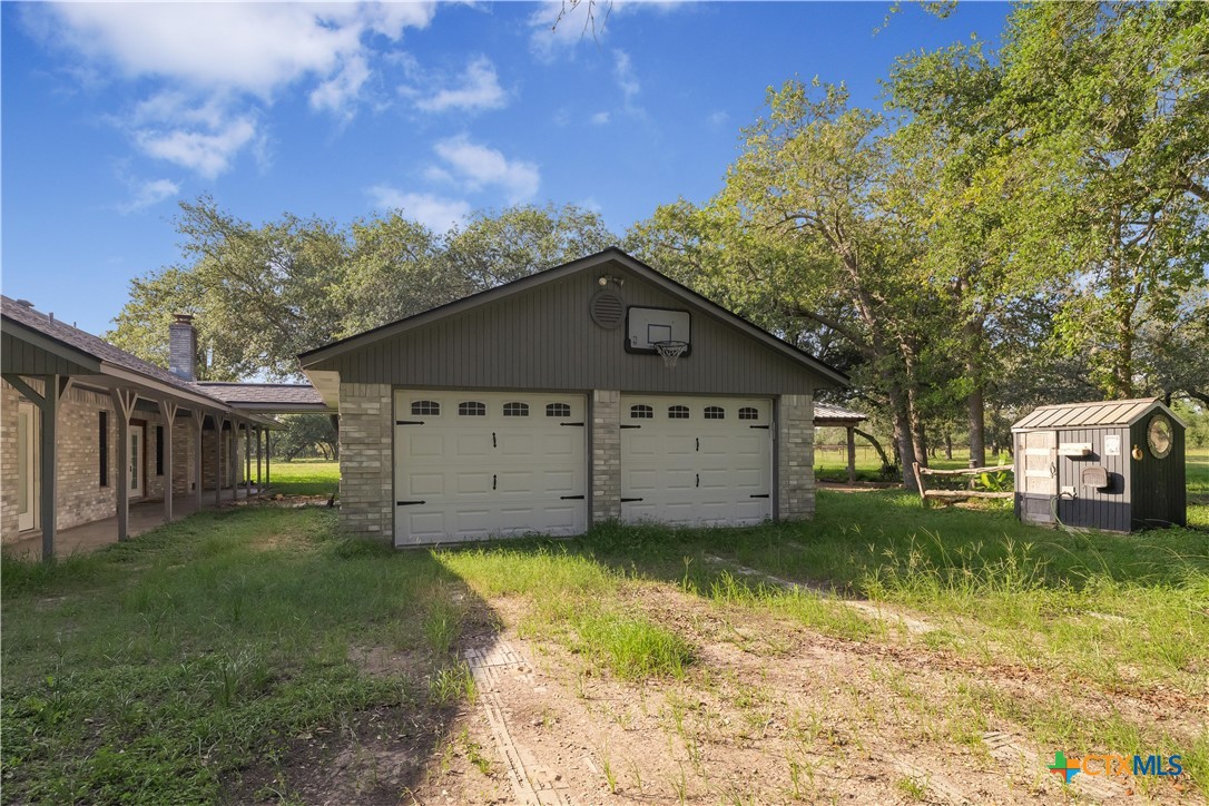 296 Cinco Oaks