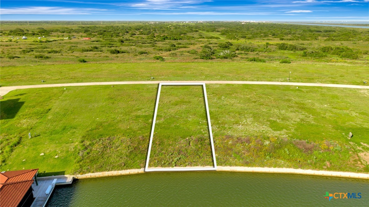 184 E Burgundy Bay