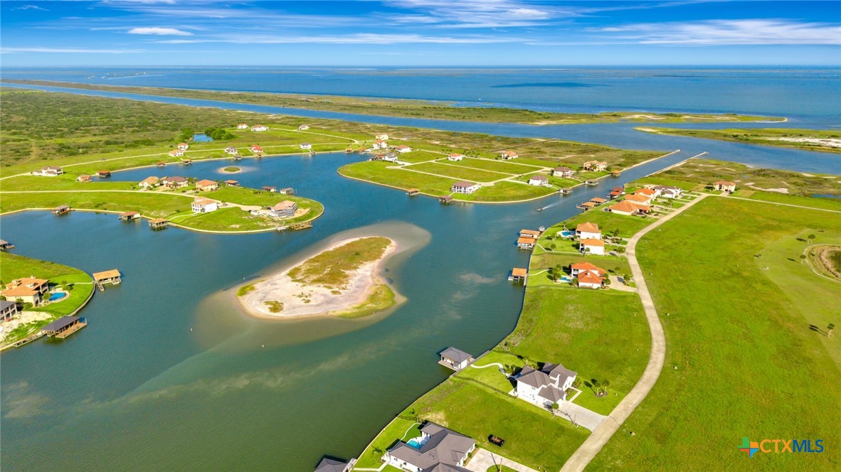 184 E Burgundy Bay