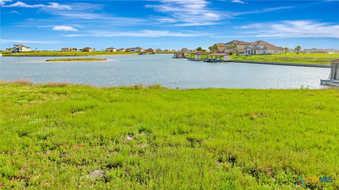 184 E Burgundy Bay