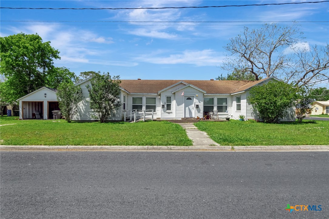 1005 Macarthur Street