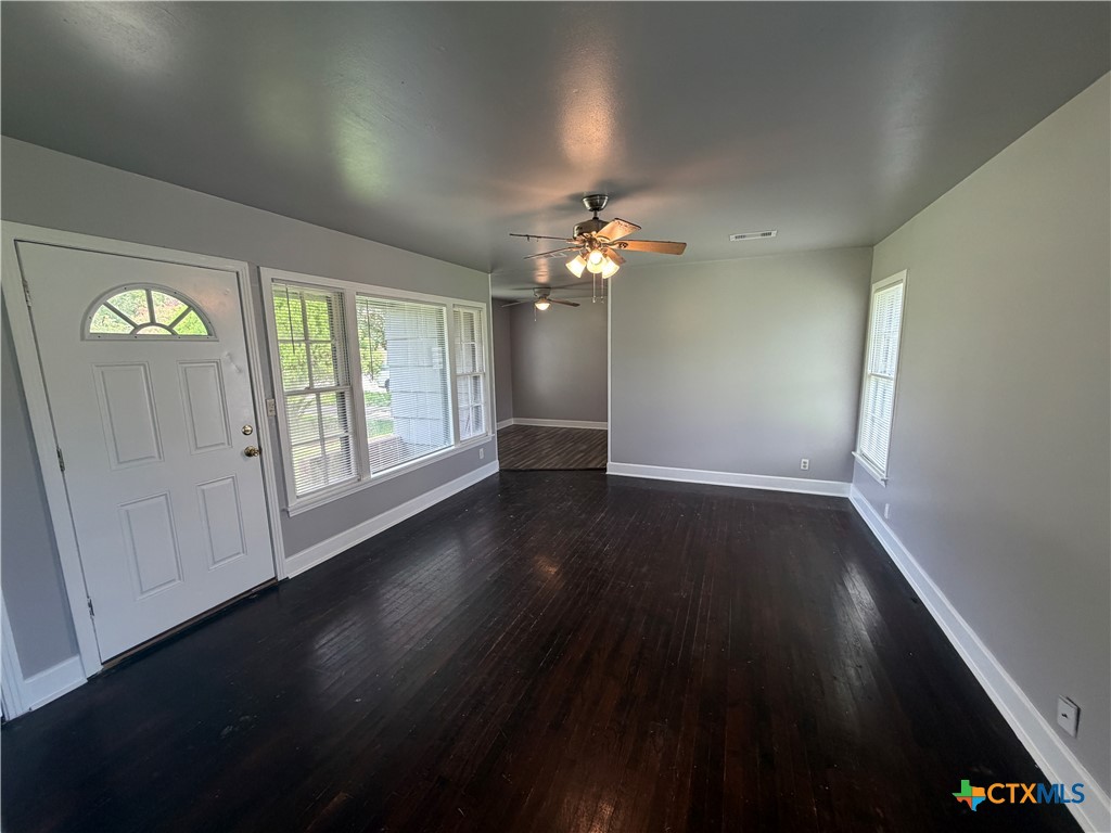 602 E Rosebud