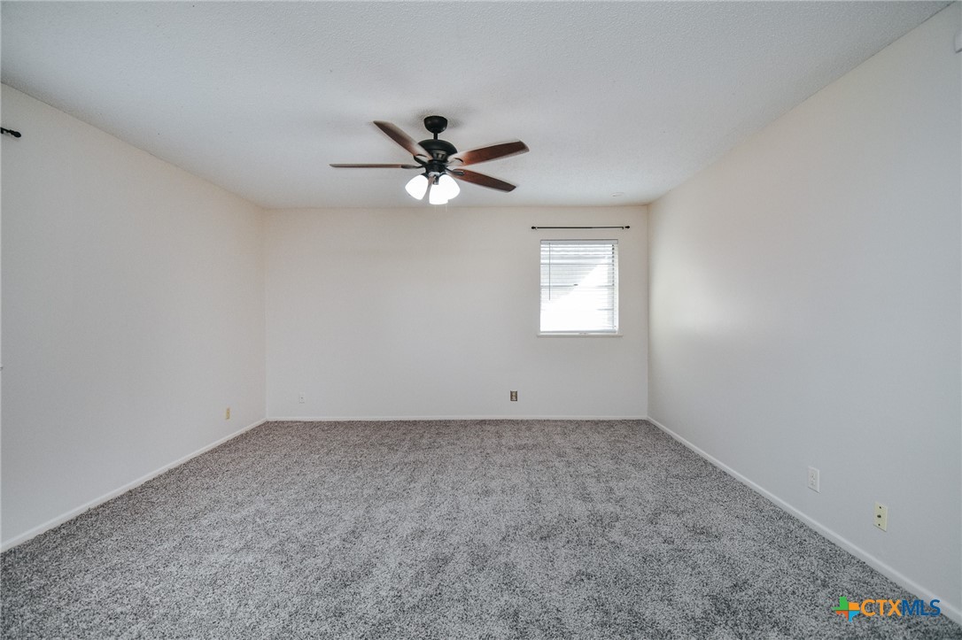 1407 Plantation Road