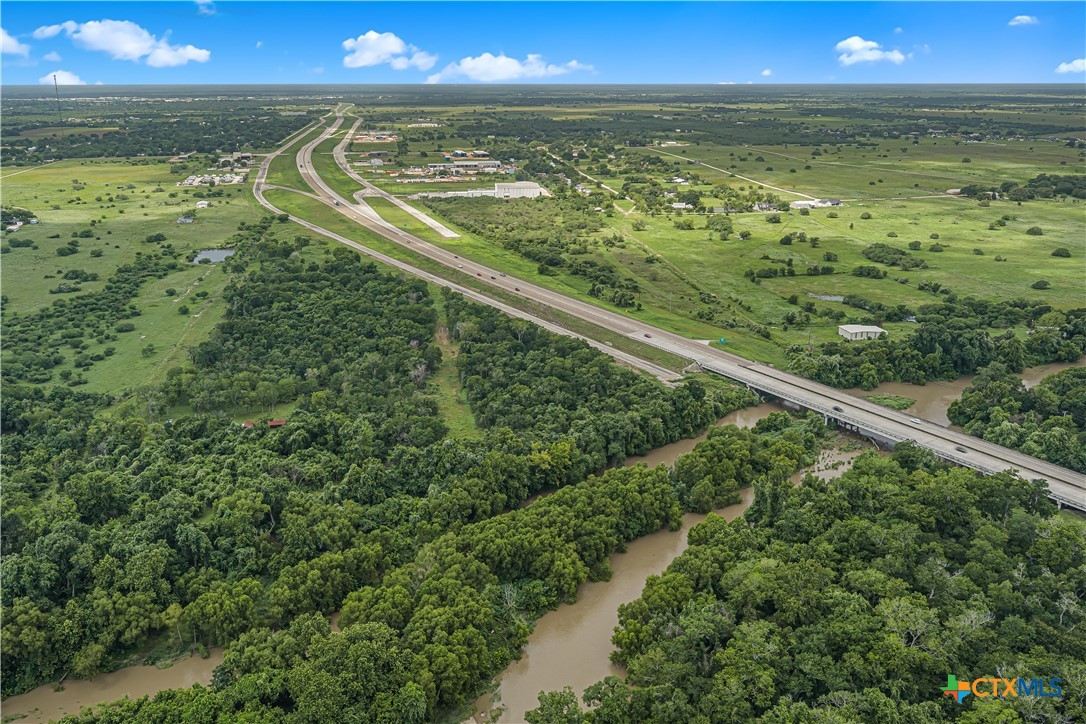 000 NW ZAC LENTZ PKWY