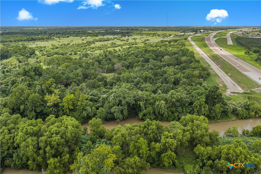 000 NW ZAC LENTZ PKWY