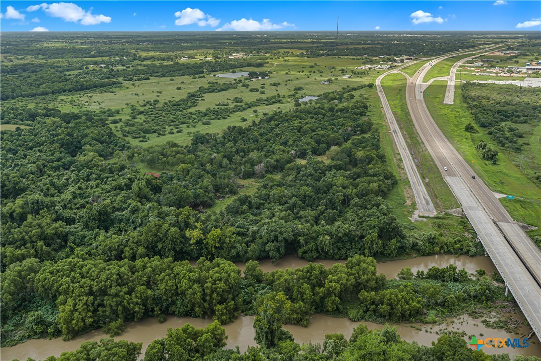 000 NW ZAC LENTZ PKWY