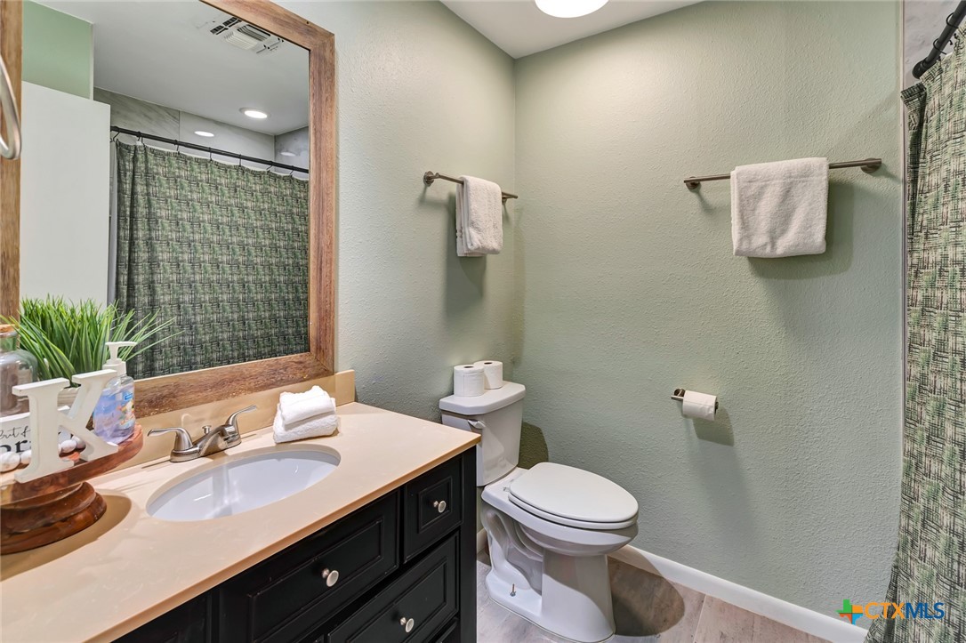 462 N 15th Street Unit #2 Cove