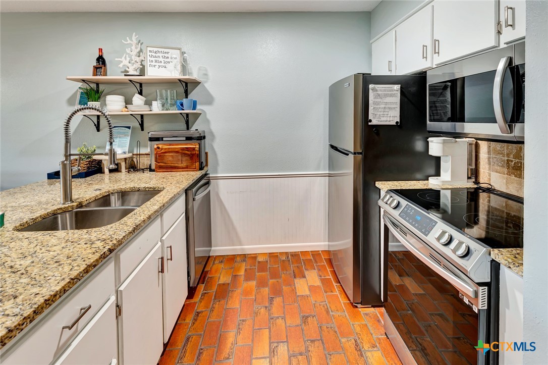 462 N 15th Street Unit #2 Cove
