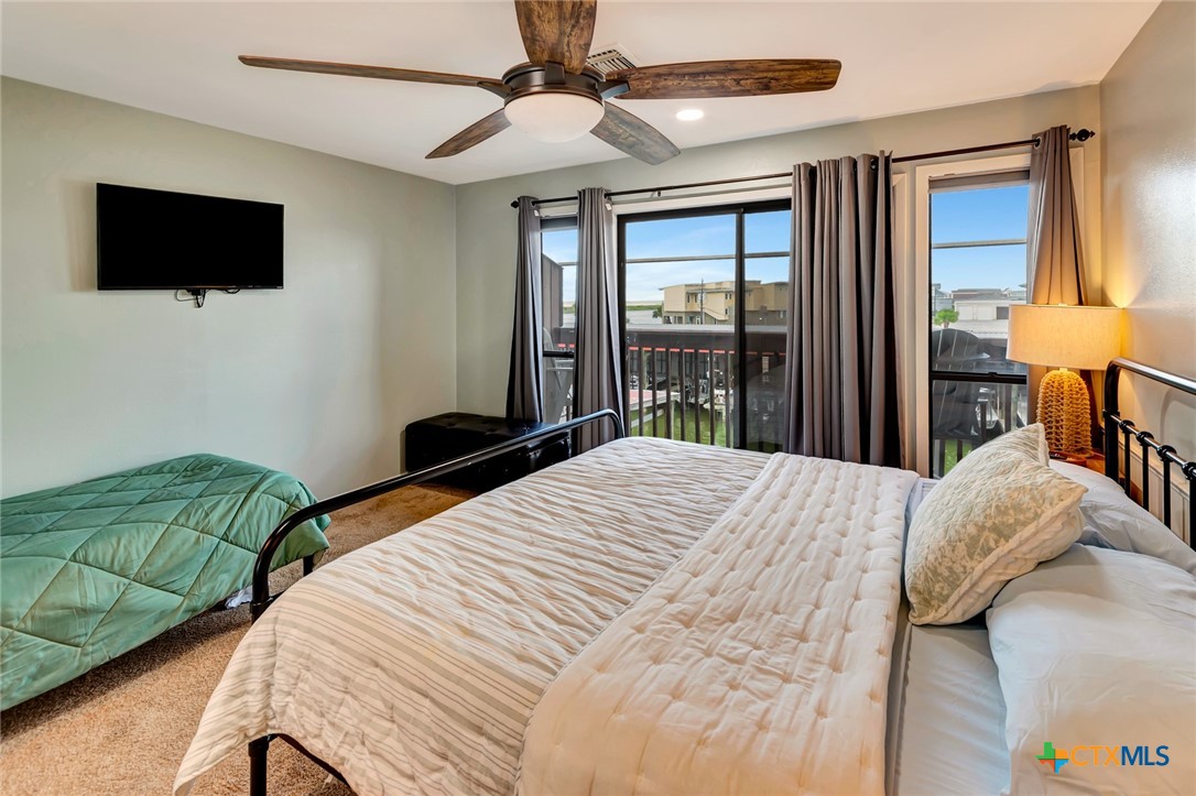 462 N 15th Street Unit #2 Cove