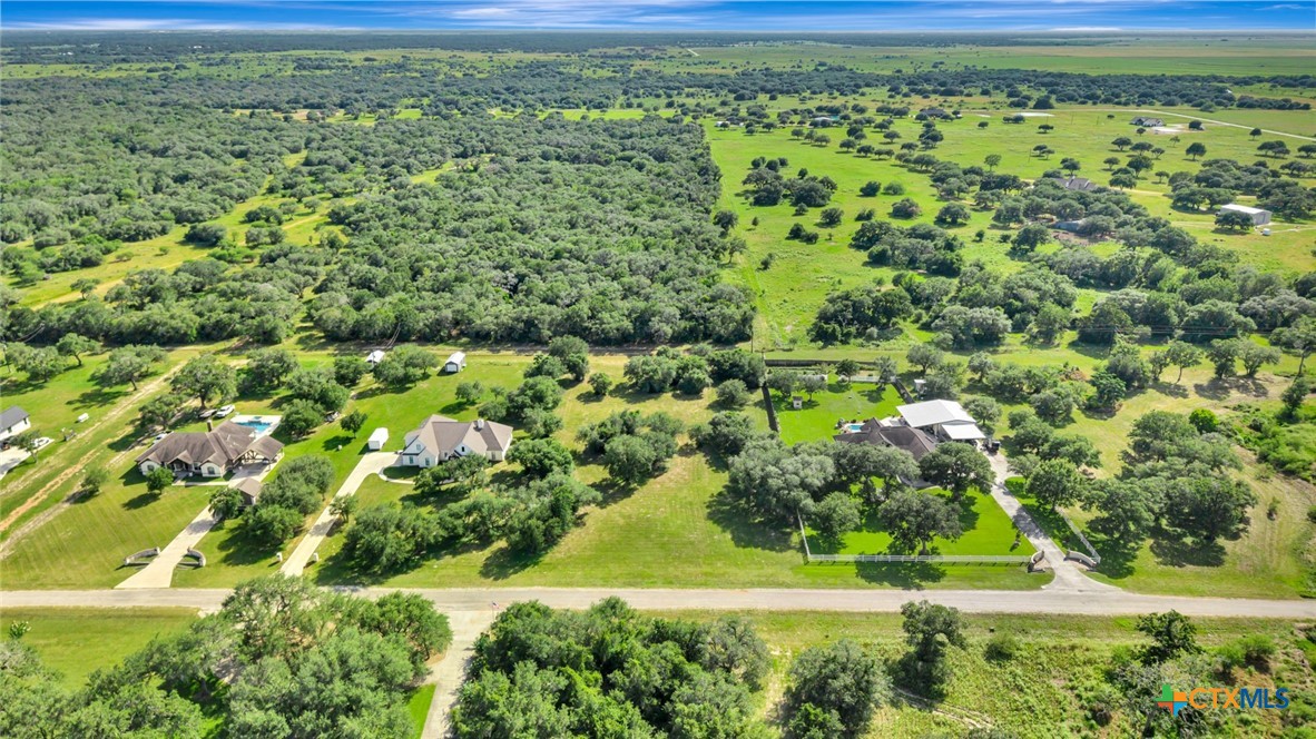 353 Pura Vida Road