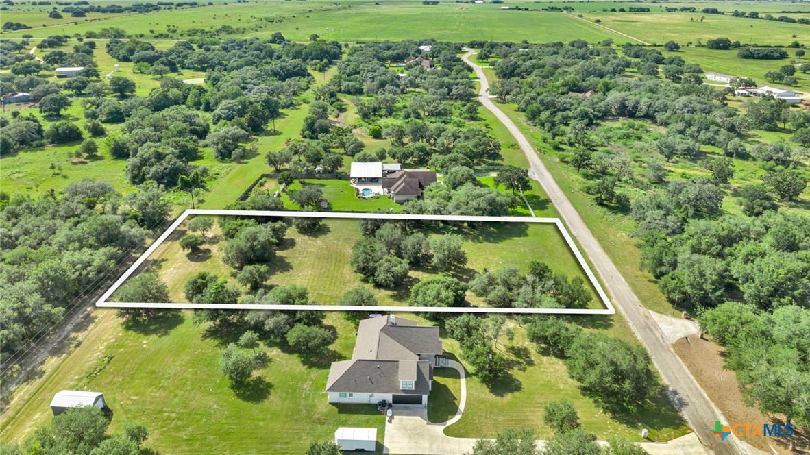 353 Pura Vida Road