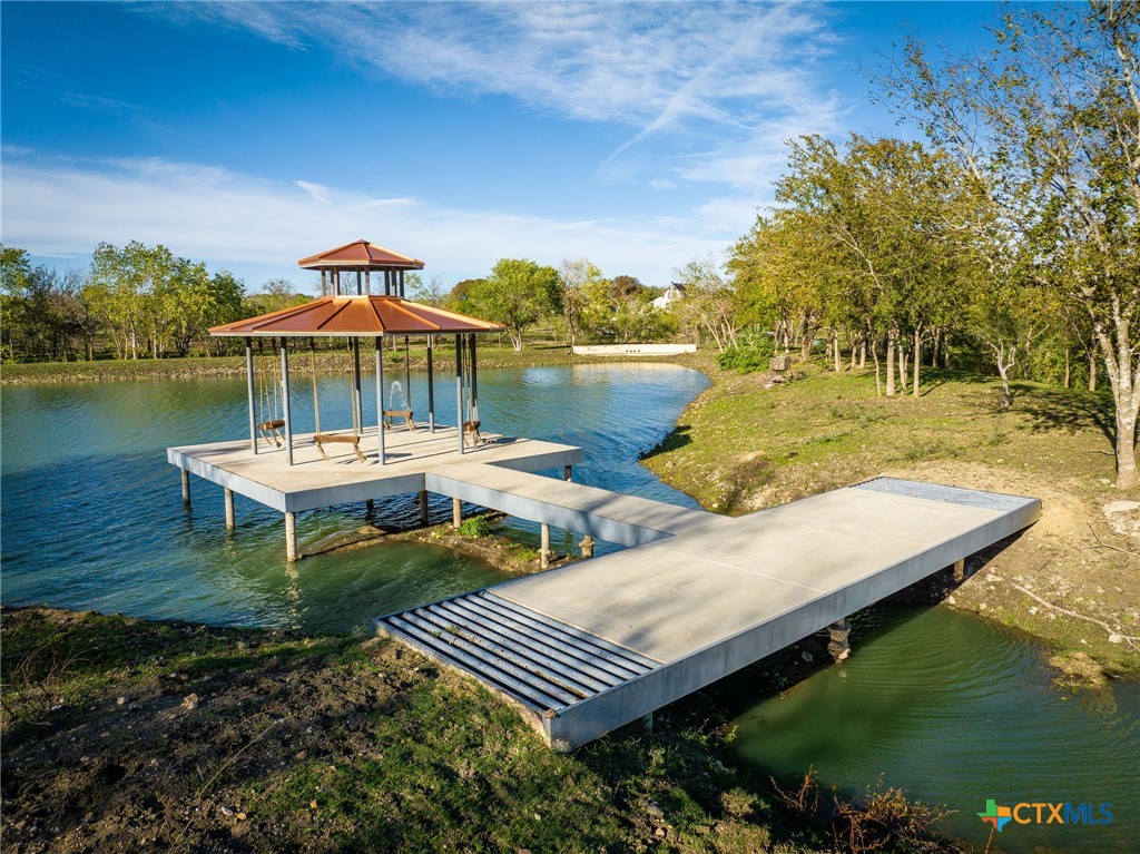 148 Lakecreek Drive