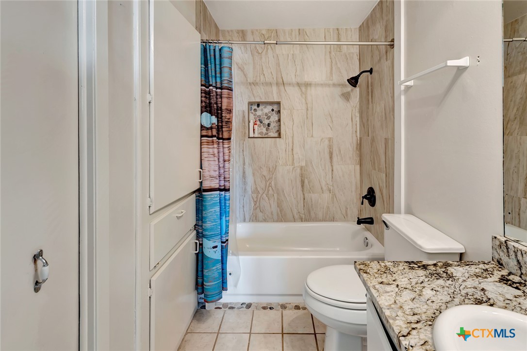 458 15th Street Cove 4
