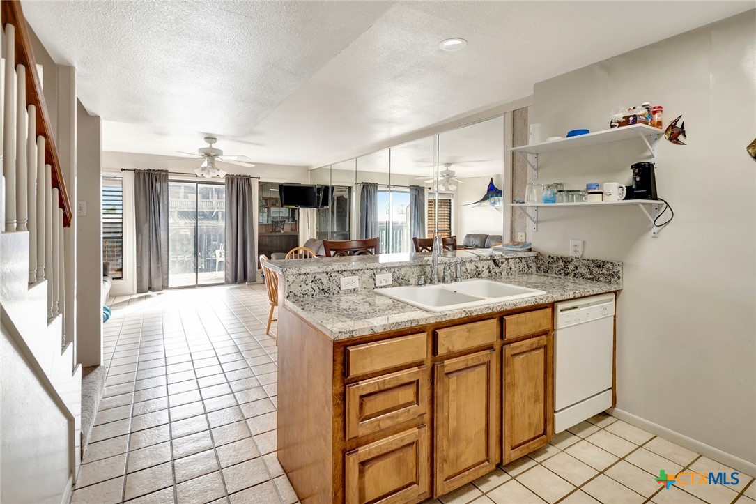 458 15th Street Cove 4