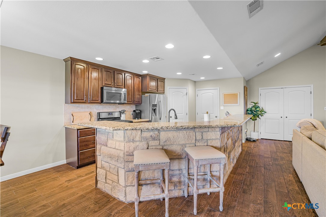 111 Gabbiano Court
