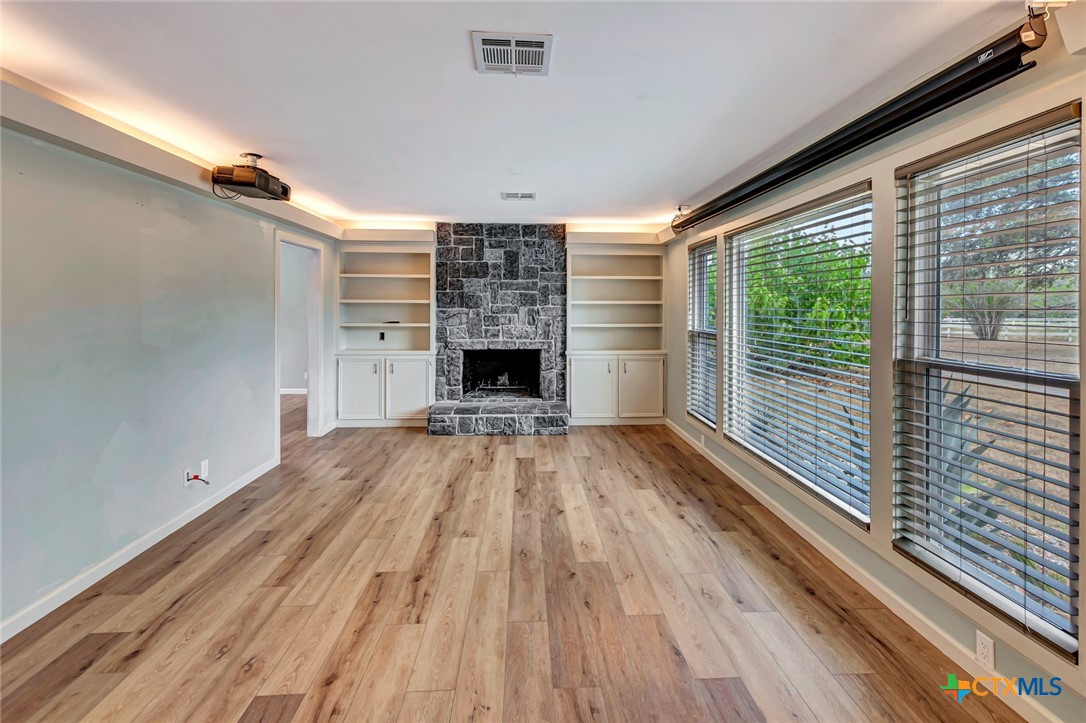 194 Westpark Avenue