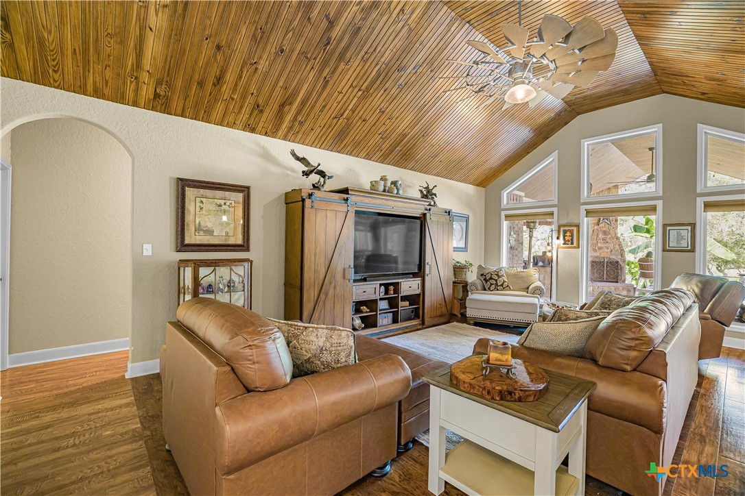 72 Perdido Court