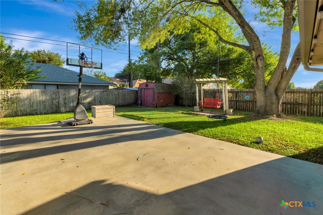 606 Santa Fe