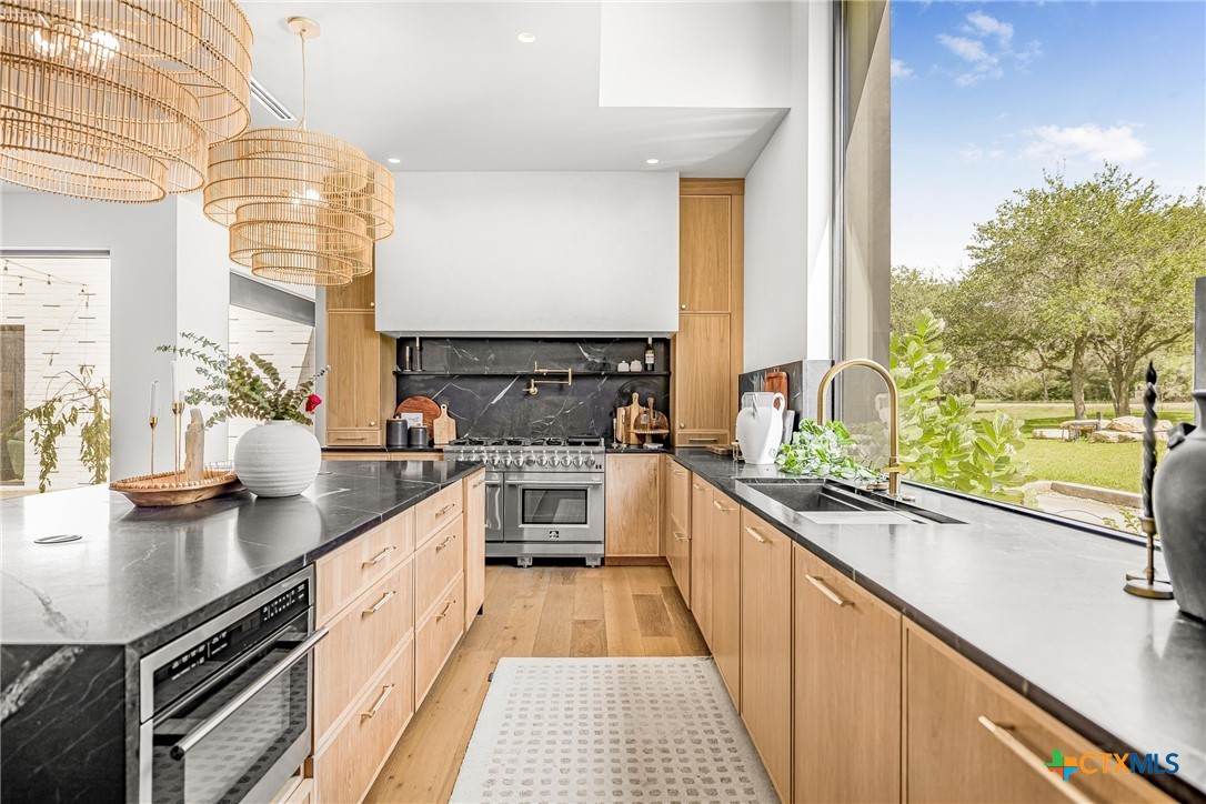 356 Camino Real