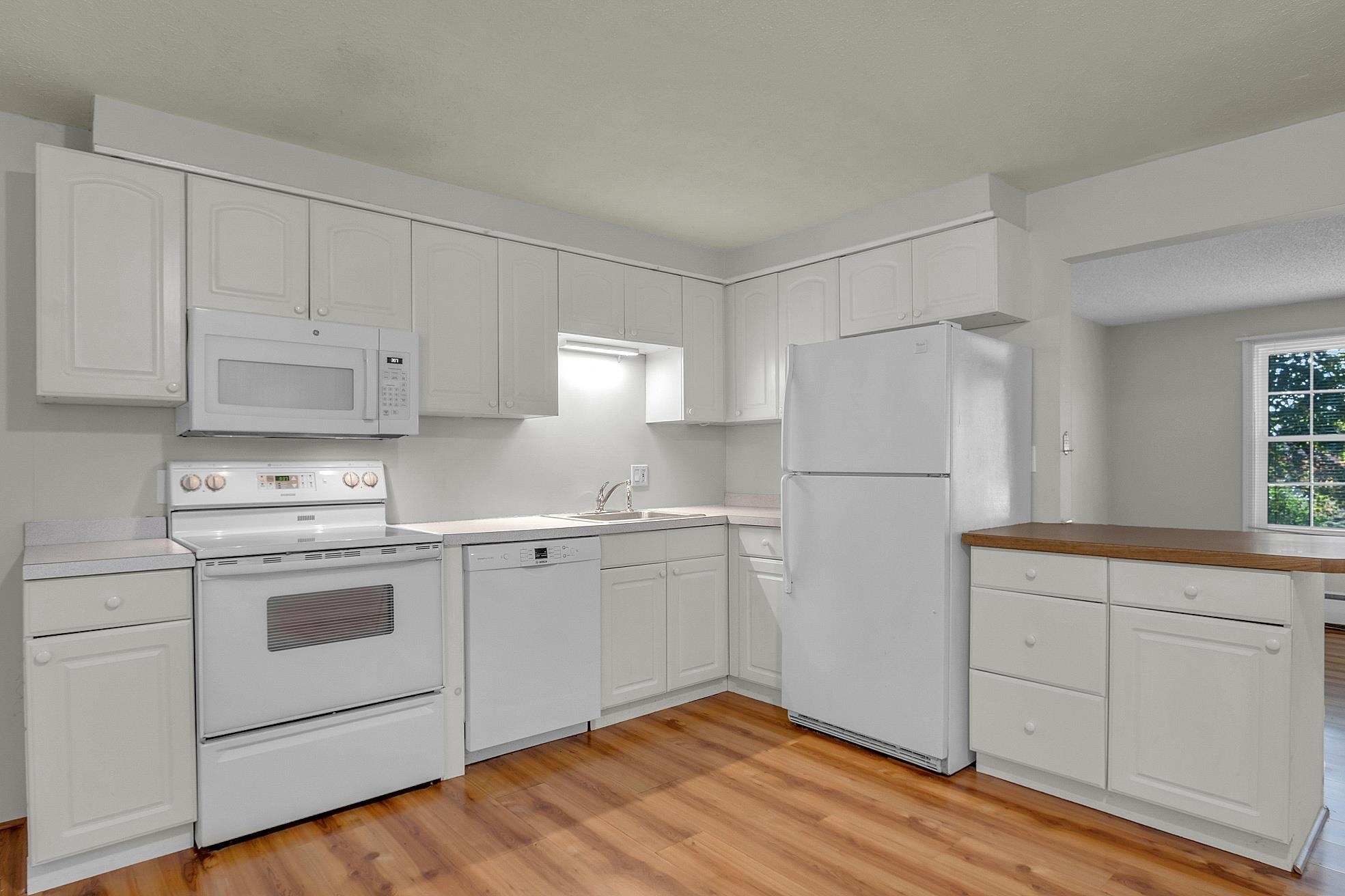 50 North Main Street Unit: 3