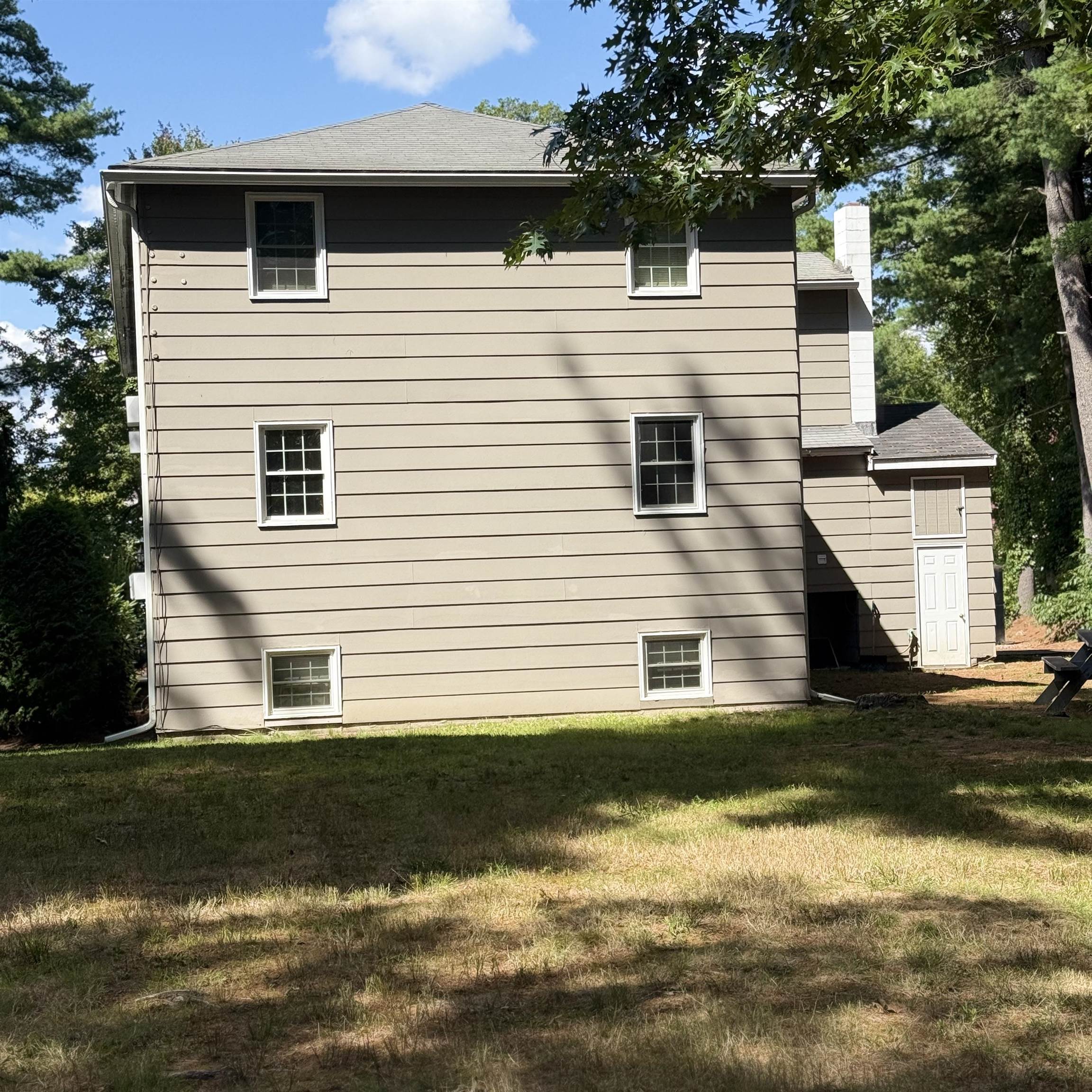 50 N Main Street Unit: 3