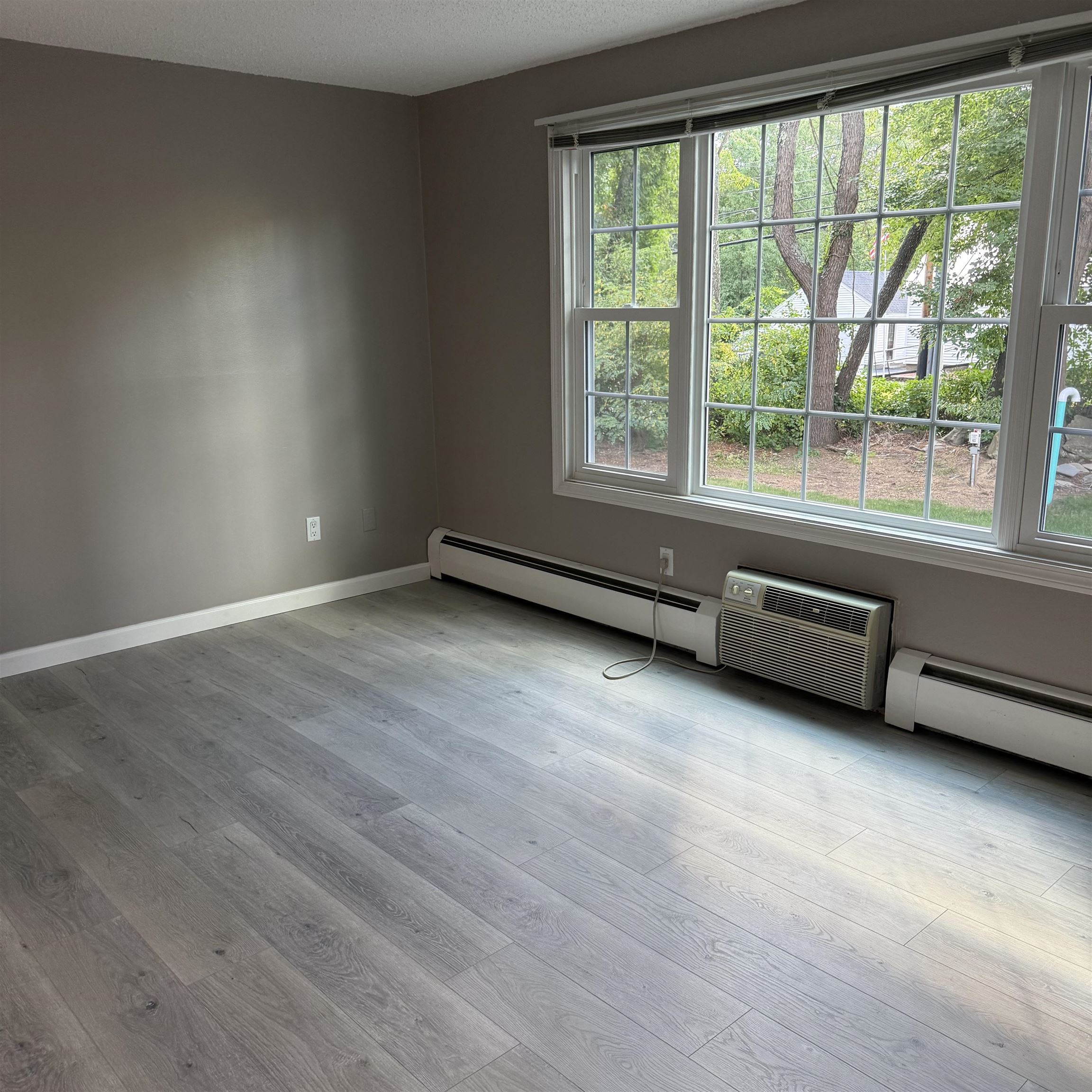 50 N Main Street Unit: 3