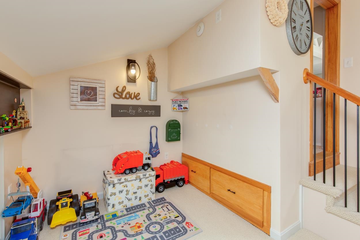 131 Bush Hill Road