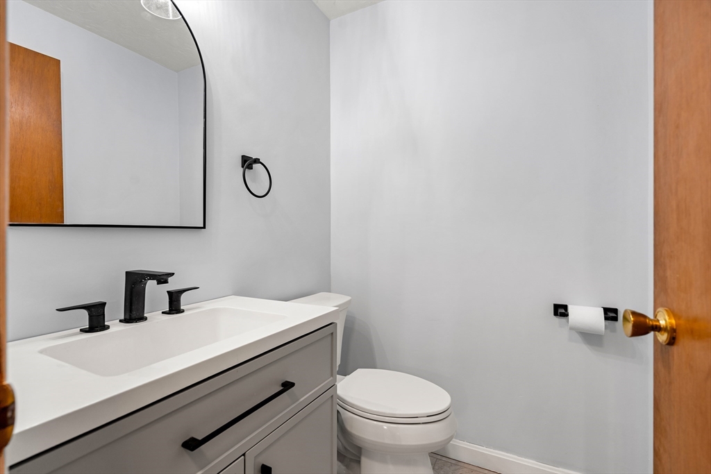 206 Cardinal Ln # 206