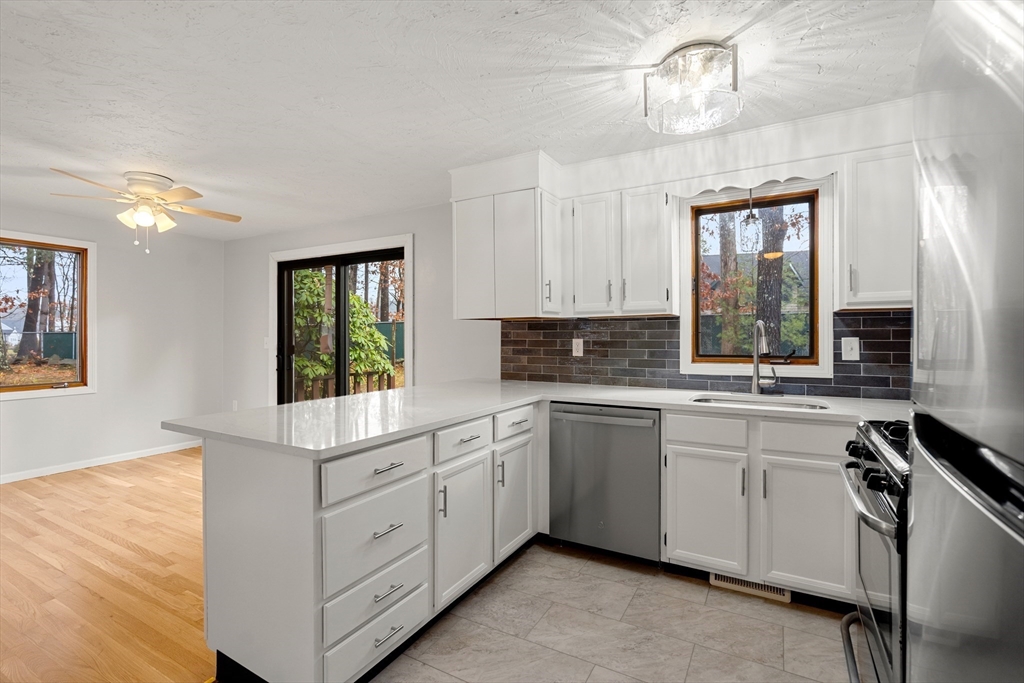 206 Cardinal Ln # 206