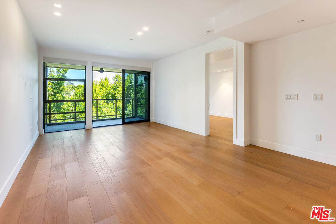 10777 Wilshire Blvd Unit: 405