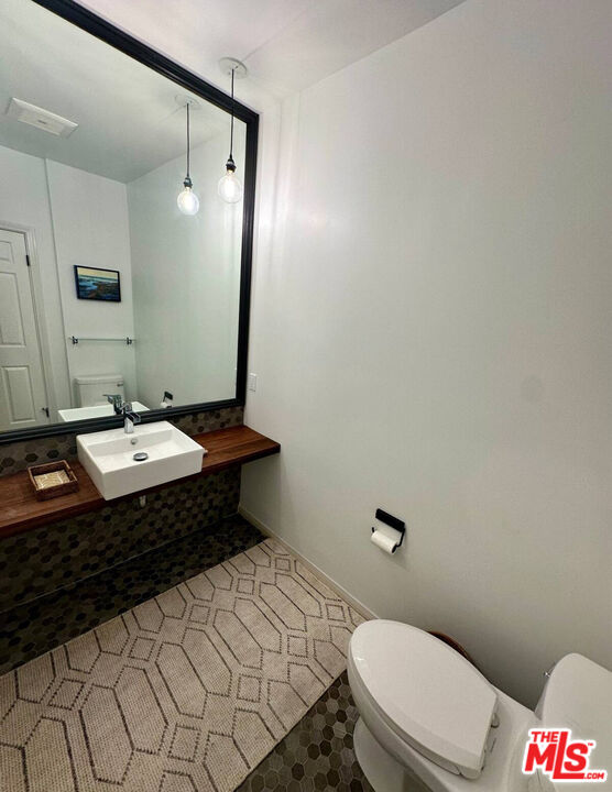 11815 Dorothy St Unit: 1