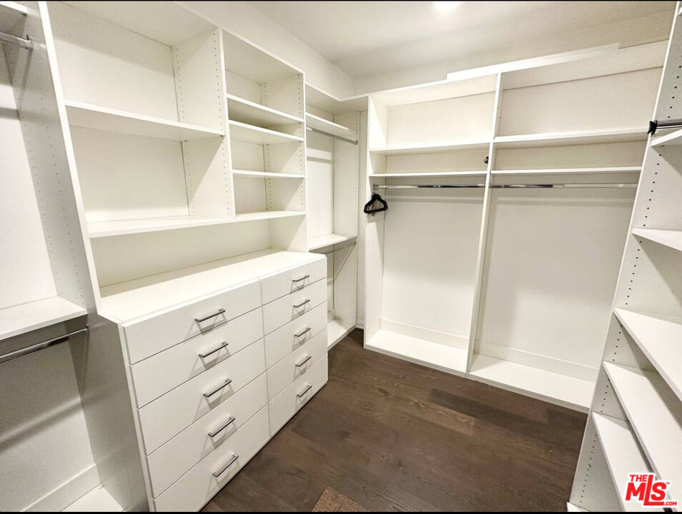11815 Dorothy St Unit: 1