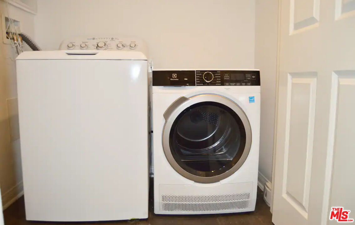 11815 Dorothy St Unit: 1