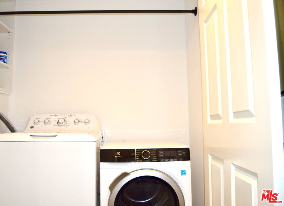 11815 Dorothy St Unit: 1