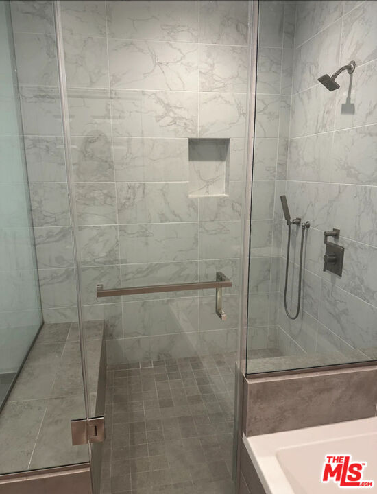 11815 Dorothy St Unit: 1