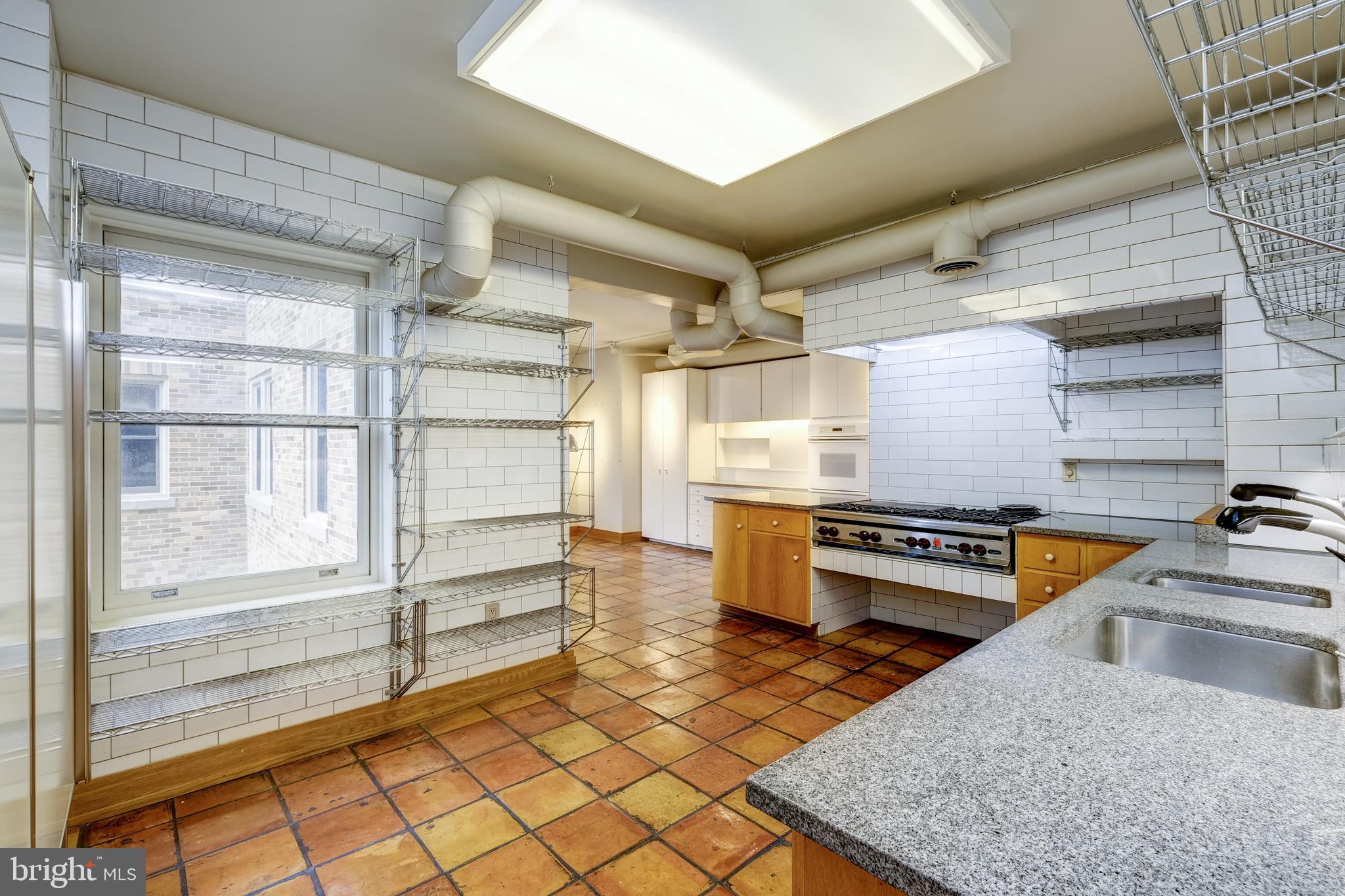 2101 CONNECTICUT AVENUE NW Unit: 58